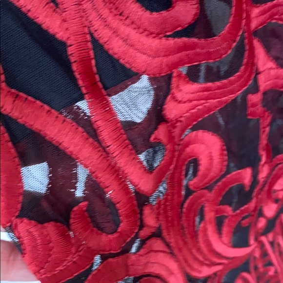 Foxiedox Red and Black Embroidered Dress Sz 2 New! - Picture 15 of 16